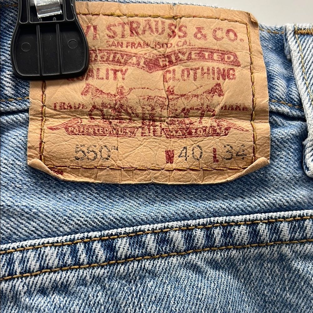 Levi's Blue Relaxed Fit Jeans Classic Denim Style - Picture 4 of 7